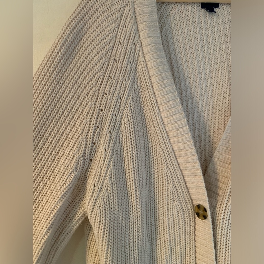 Vintage GAP cream cable knit cardigan with tortoise shell buttons- Large